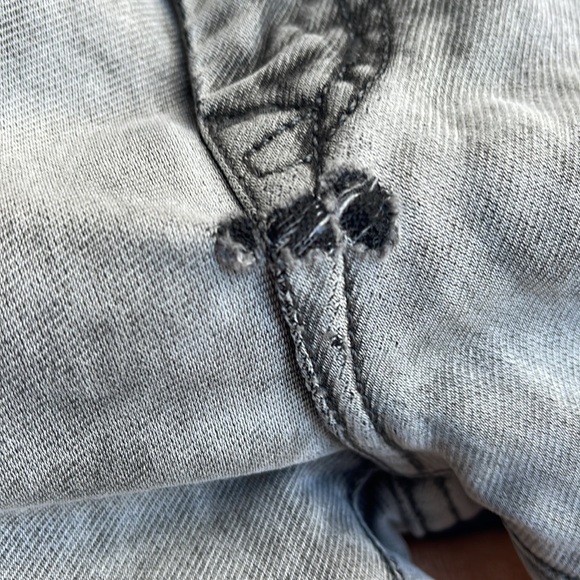 TOMMY HILFIGER | Pale grey skinny leg jeans - Picture 15 of 15